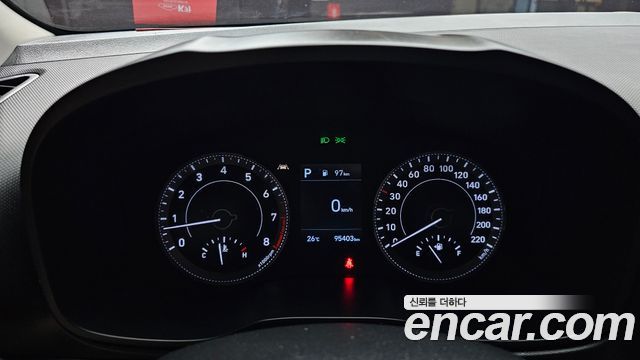 Hyundai Venue 2020 — photo 8