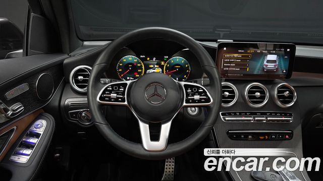 Mercedes-Benz GLC-Class 2022 — photo 20