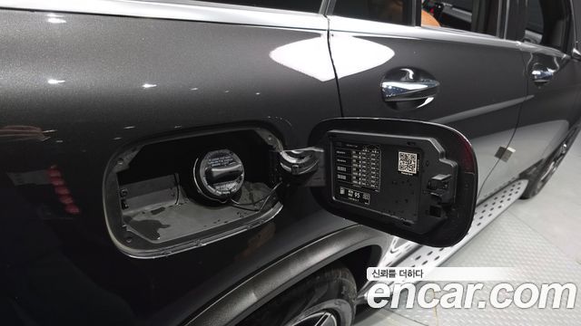 Mercedes-Benz GLC-Class 2022 — photo 37