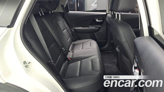 Kia Niro 2021 — photo 17