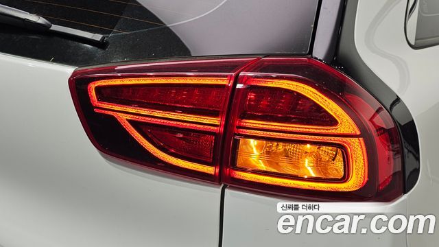 Kia Niro 2021 — photo 9