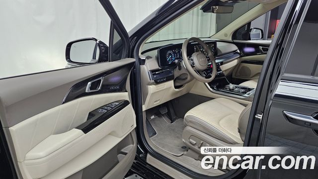 Kia Canival 2023 — photo 13