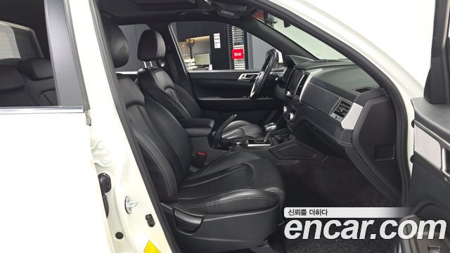 KG Mobility Rexton 2019 — photo 17