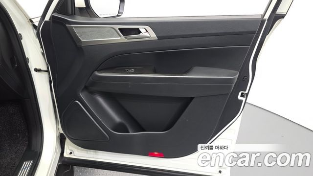 KG Mobility Rexton 2019 — photo 14