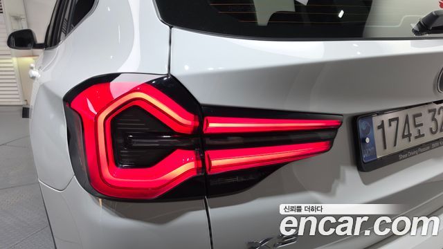 BMW X3 2022 — photo 9