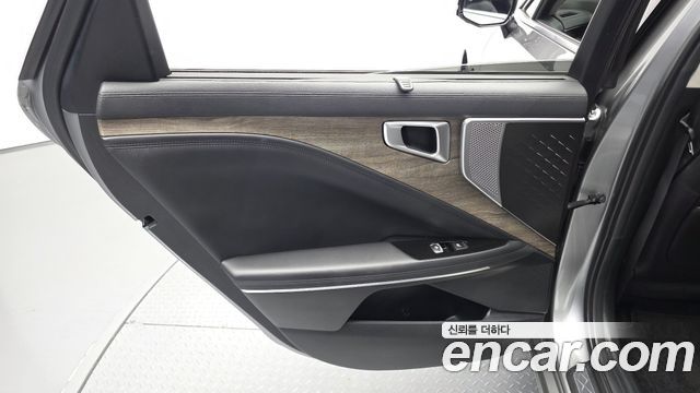 Kia K8 2023 — photo 15