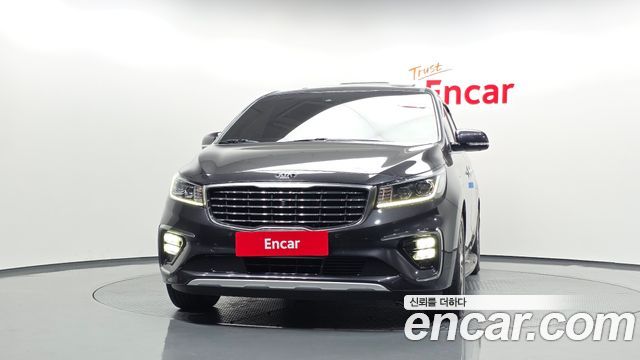 Kia Canival 2019 — photo 3