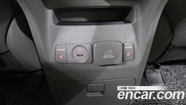 Kia Canival 2019 — photo 32