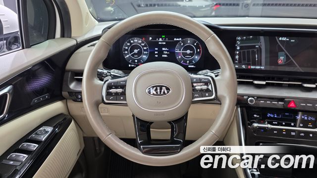 Kia Canival 2021 — photo 20
