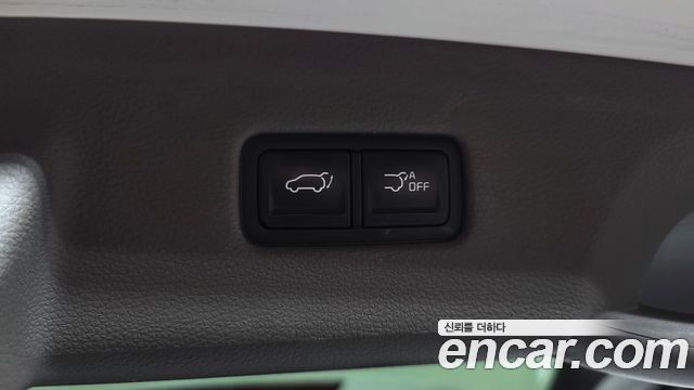 Kia Canival 2021 — photo 26