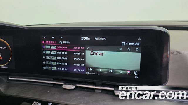 Kia Canival 2021 — photo 30