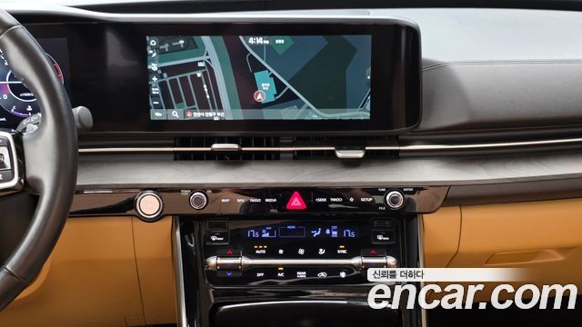 Kia Canival 2023 — photo 20