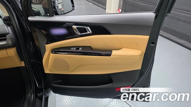 Kia Canival 2023 — photo 15