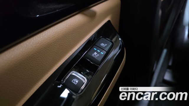 Kia Canival 2023 — photo 34