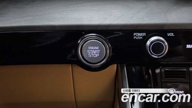 Kia Canival 2023 — photo 39