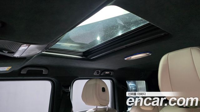 Mercedes-Benz G-Class 2025 — photo 18