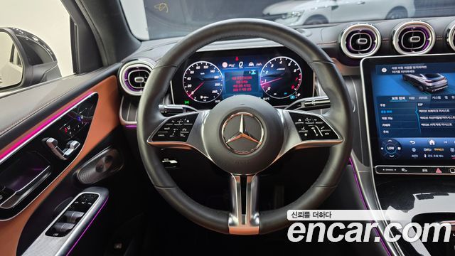 Mercedes-Benz GLC-Class 2025 — photo 13
