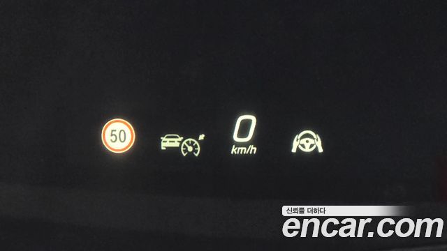 Mercedes-Benz GLC-Class 2025 — photo 14