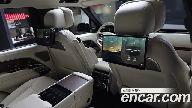 Land Rover Range Rover 2023 — photo 34