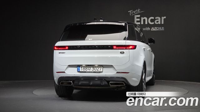 Land Rover Range Rover Sport 2023 — photo 4