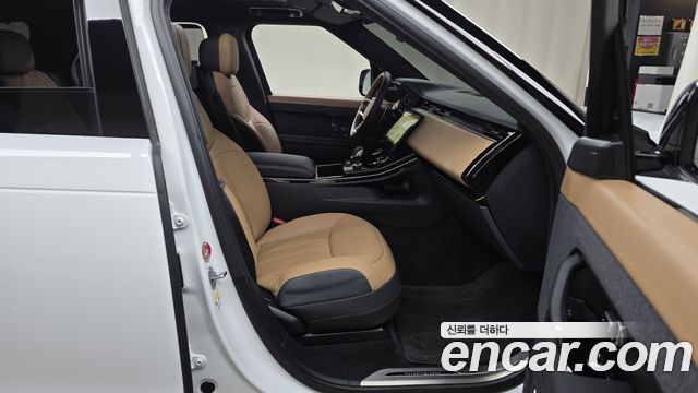 Land Rover Range Rover Sport 2023 — photo 17