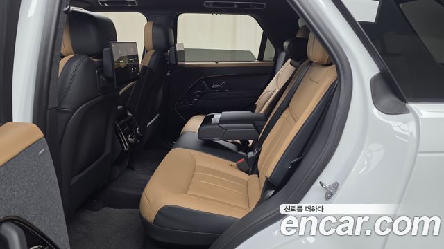Land Rover Range Rover Sport 2023 — photo 18