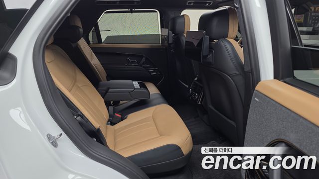 Land Rover Range Rover Sport 2023 — photo 16