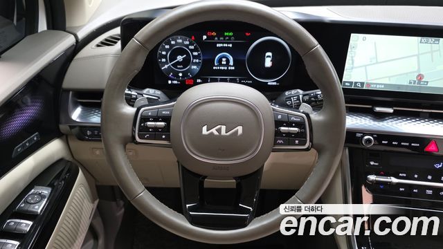 Kia Canival 2023 — photo 13