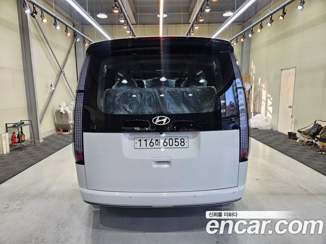 Hyundai Staria 2026 — photo 4