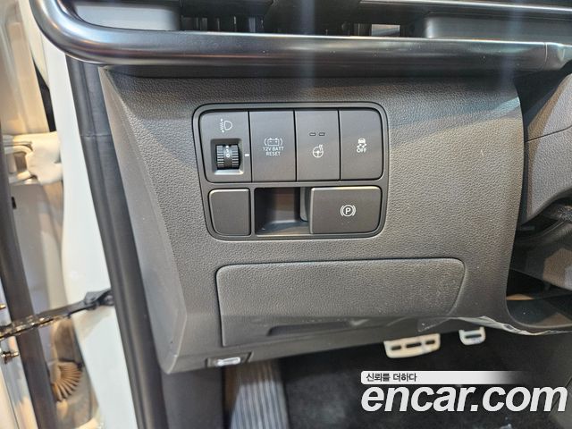 Hyundai Staria 2026 — photo 8