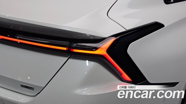 Kia K8 2025 — photo 9