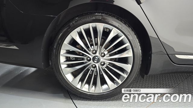 Kia K7 2019 — photo 5