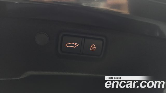Kia K7 2019 — photo 22