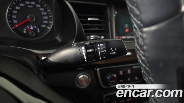 Kia K7 2019 — photo 26