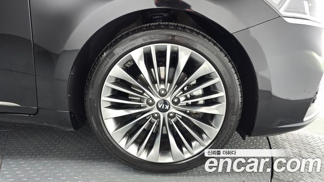 Kia K7 2019 — photo 7