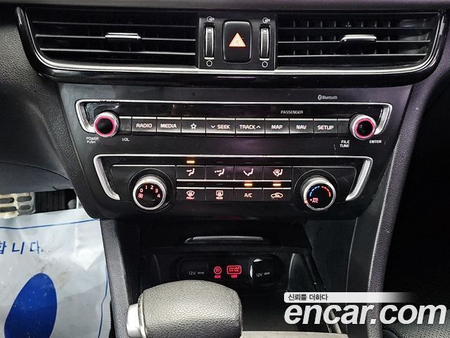 Kia K5 2018 — photo 10