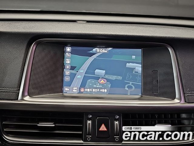 Kia K5 2018 — photo 13
