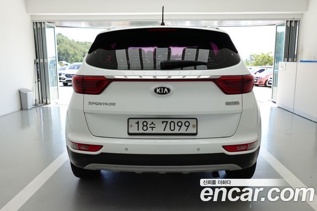 Kia Sportage 2018 — photo 4