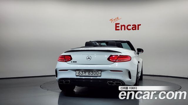Mercedes-Benz C-Class 2017 — photo 4