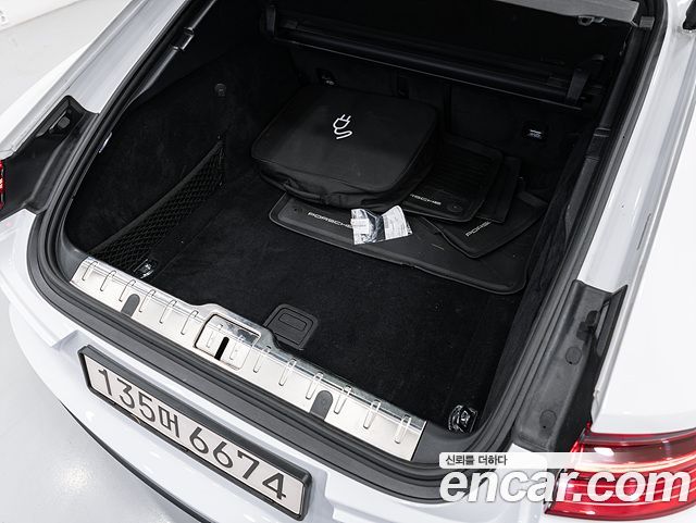 Porsche Panamera 2019 — photo 13