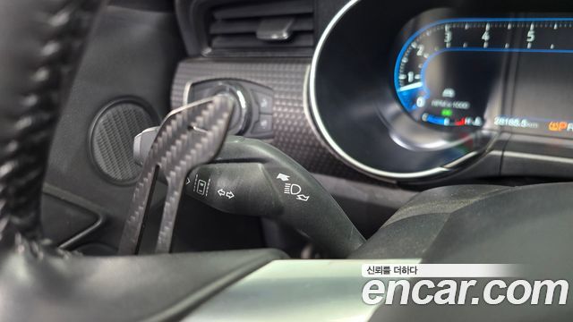 Ford Mustang 2022 — photo 28