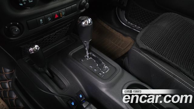 Jeep Wrangler 2013 — photo 9