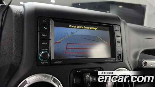 Jeep Wrangler 2013 — photo 15