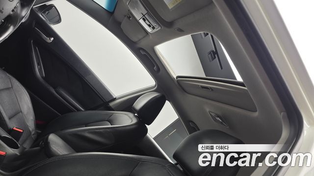 Kia K3 2015 — photo 19