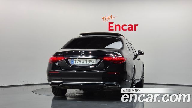 Mercedes-Benz S-Class 2022 — photo 4