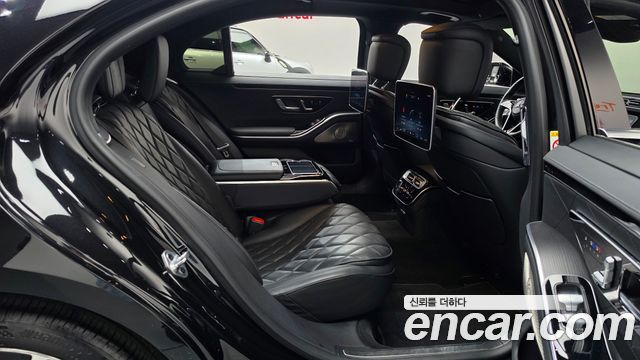 Mercedes-Benz S-Class 2022 — photo 17
