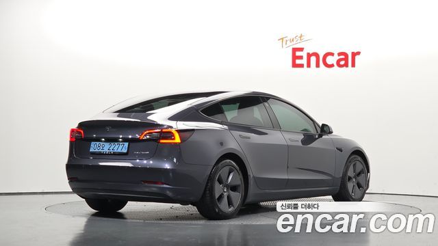 Tesla Model 3 2021 — photo 2