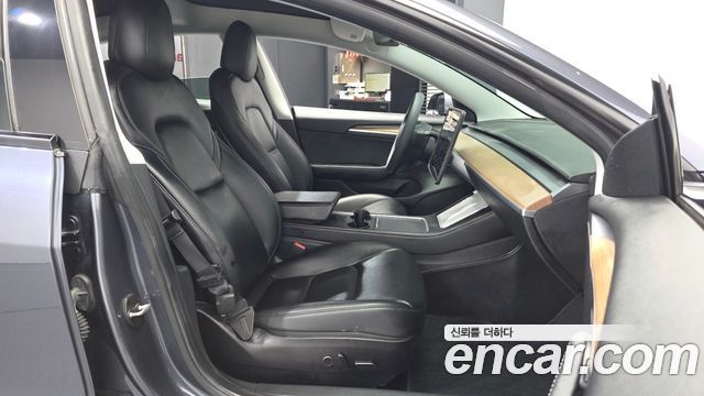 Tesla Model 3 2021 — photo 17