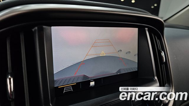 Chevrolet Korea Colorado 2022 — photo 21