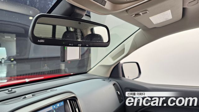 Chevrolet Korea Colorado 2022 — photo 28